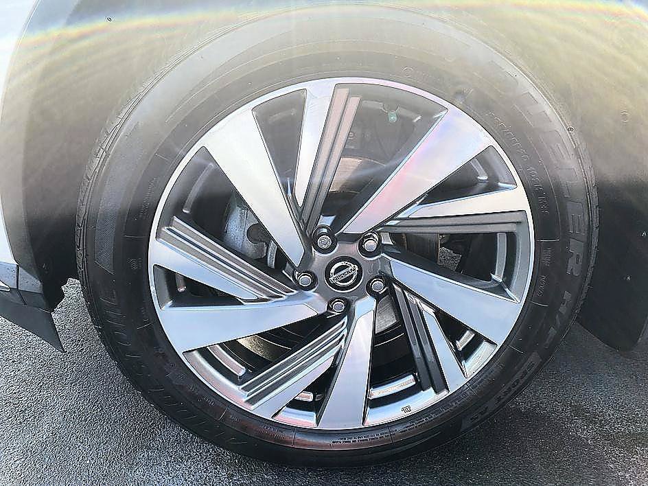 Used 2019 Nissan Murano SL w/ SL Technology Package FWD image 8