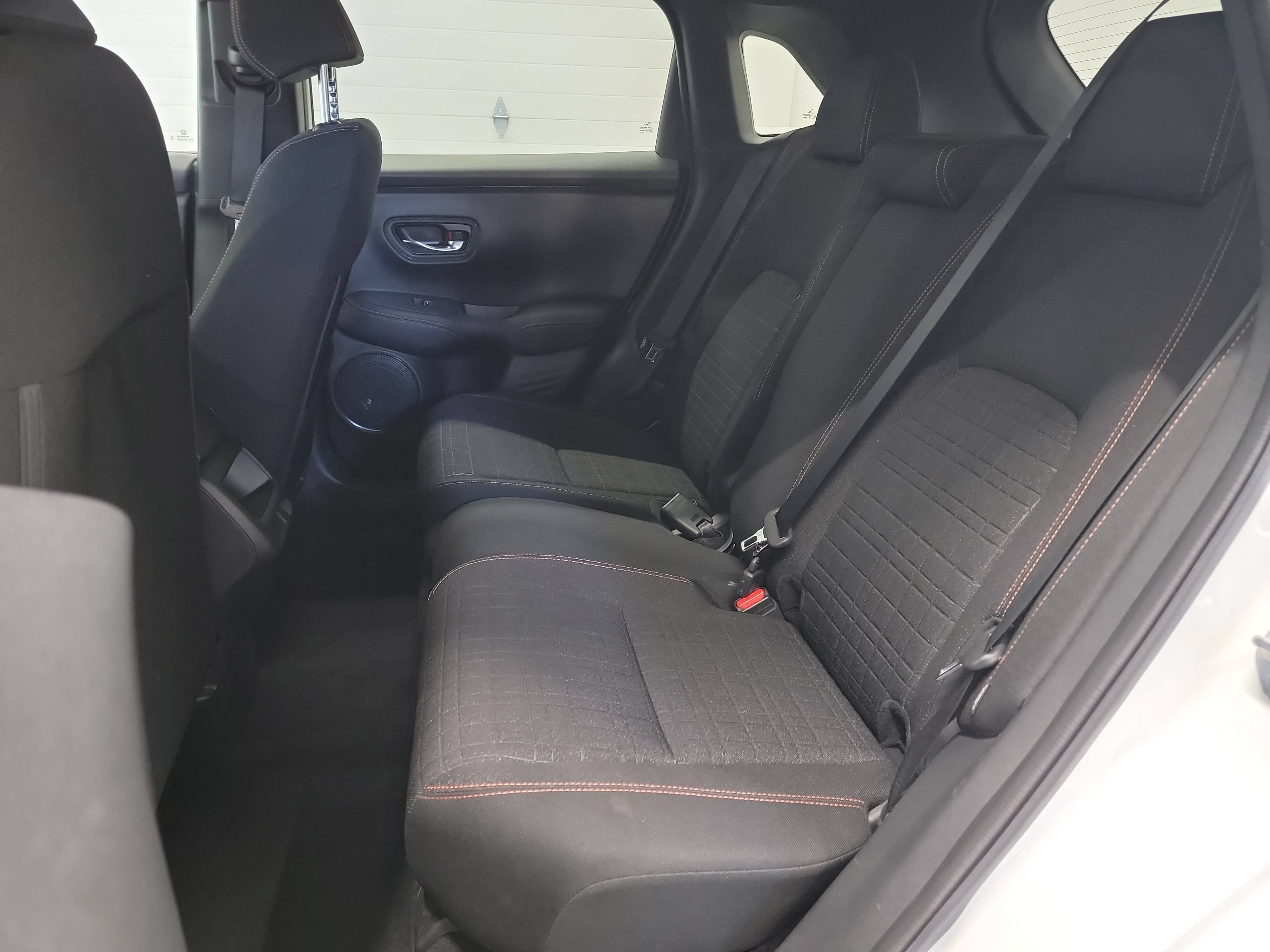 Used 2024 Honda HR-V Sport image 27