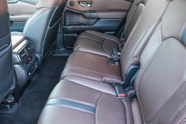 Used 2024 Honda Pilot Elite image 18