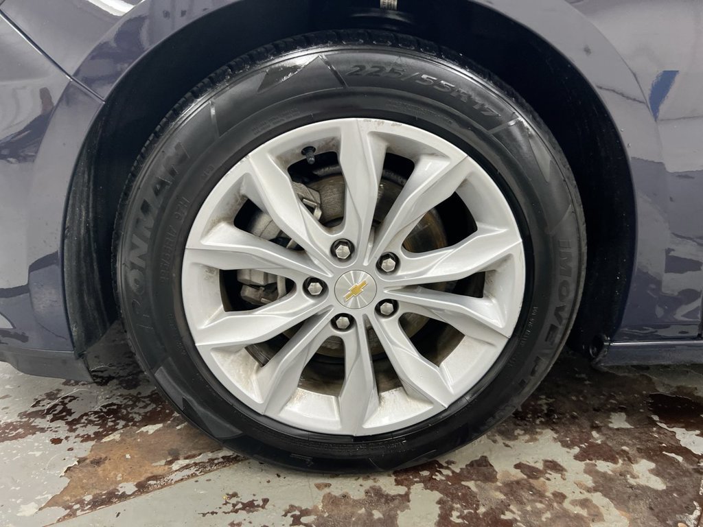 Used 2025 Chevrolet Malibu LT FWD image 26