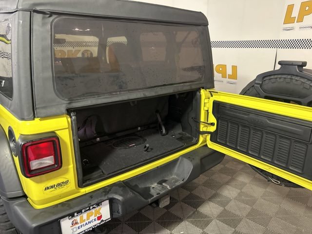 Used 2022 Jeep Wrangler Sport AWD/4WD image 37