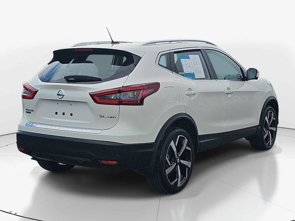 Used 2022 Nissan Rogue Sport SL AWD/4WD image 6
