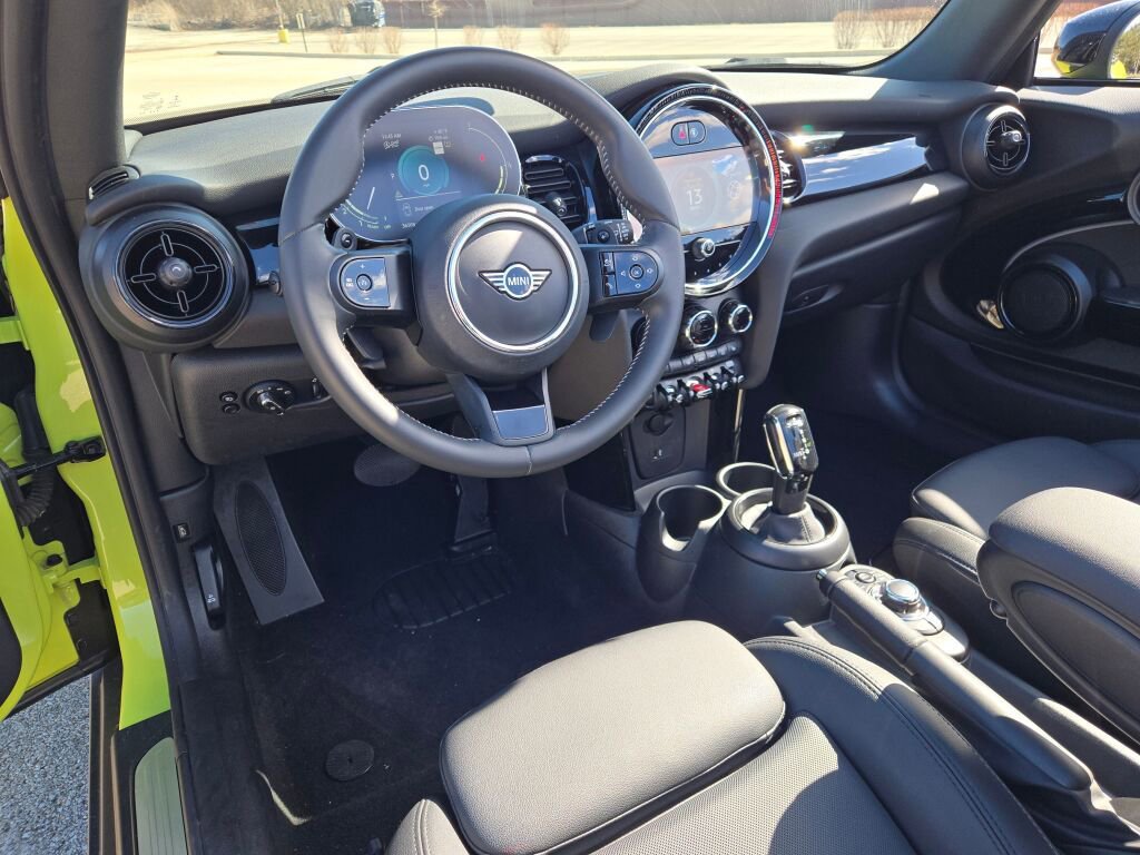 Used 2023 MINI Cooper S FWD image 16
