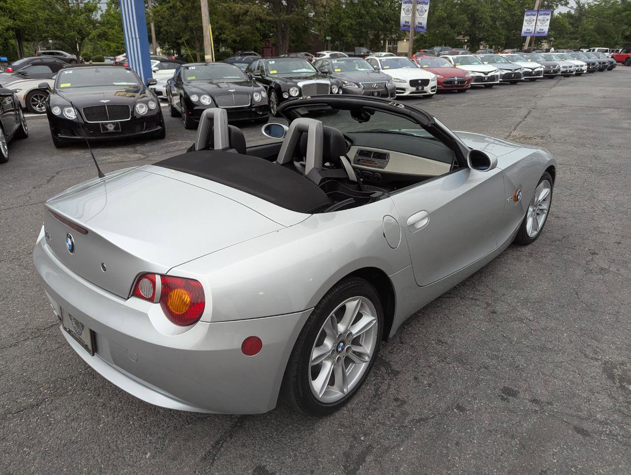 Used 2004 BMW Z4 3.0i image 32