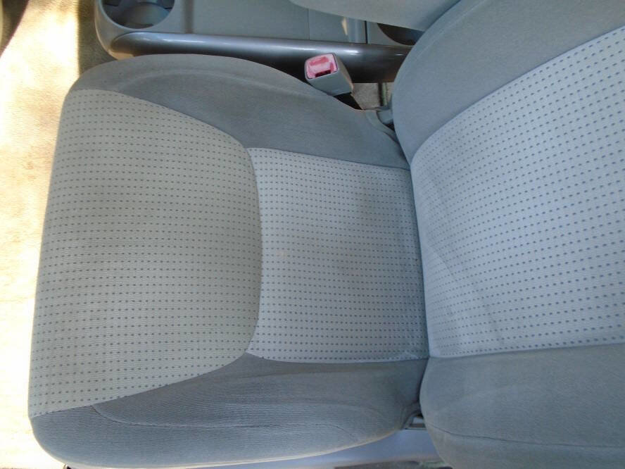 Used 2008 Toyota Sienna LE image 15