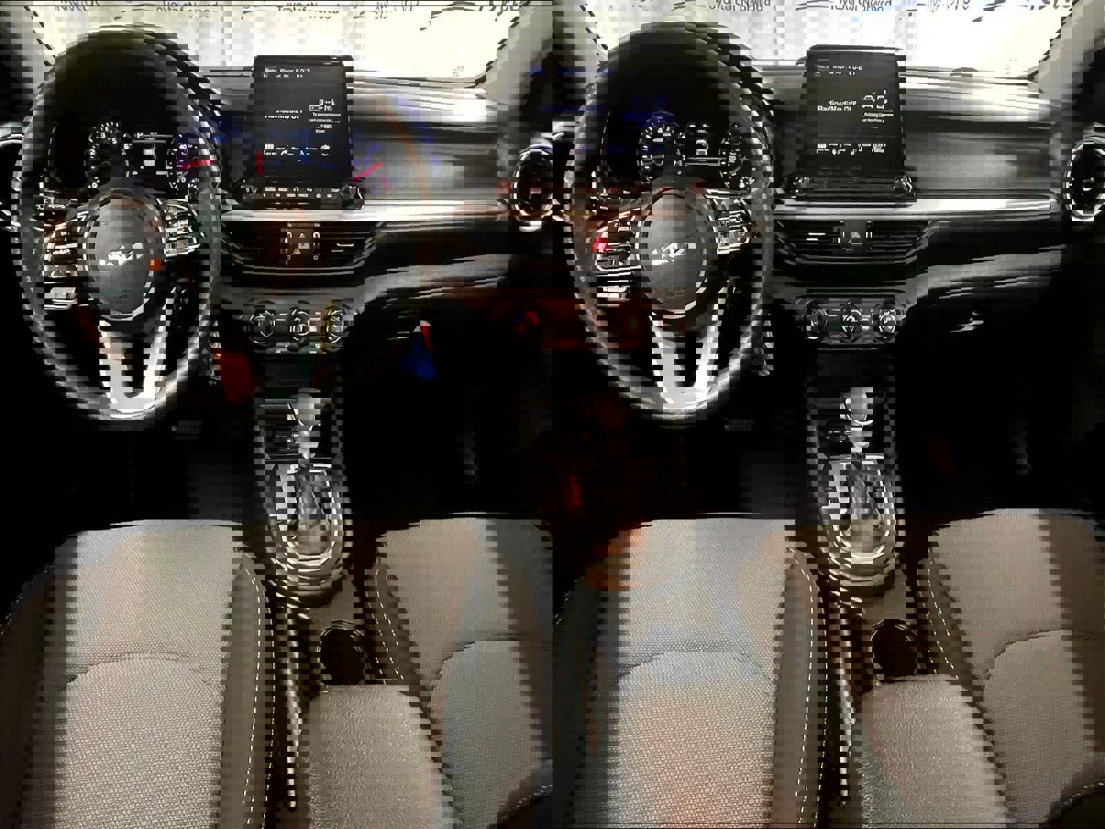 Used 2022 Kia Forte LXS w/ LXS Technology Package image 21