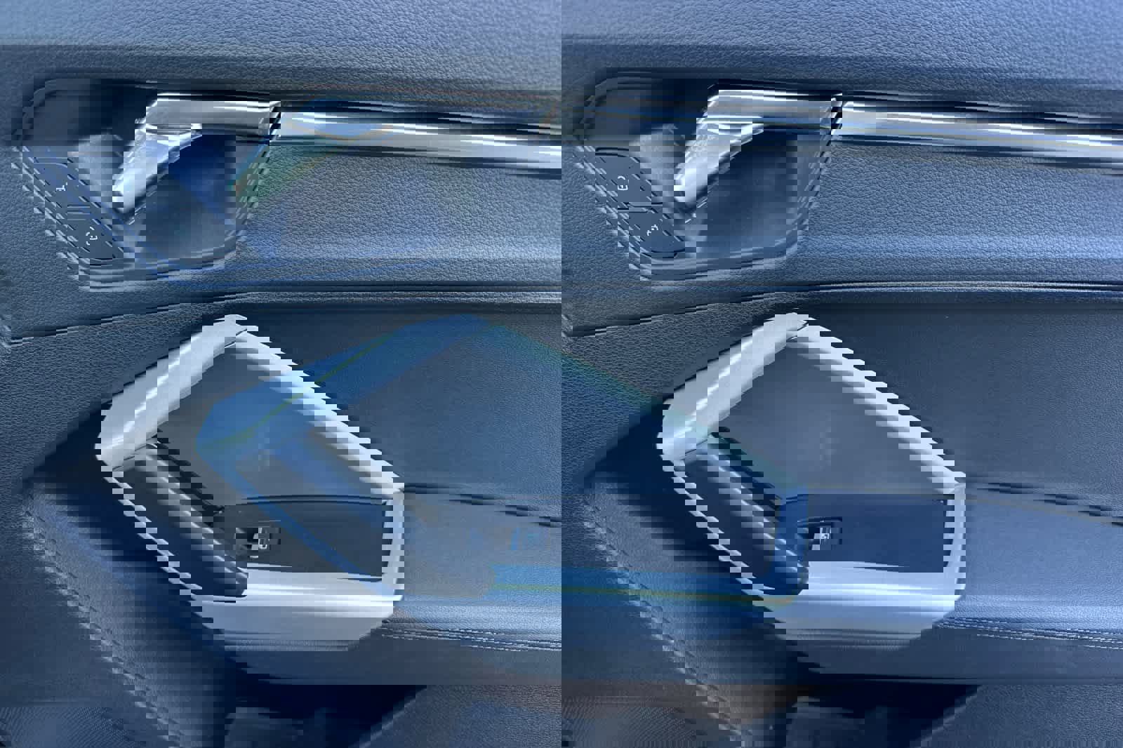 Used 2023 Audi Q3 2.0T Premium image 19