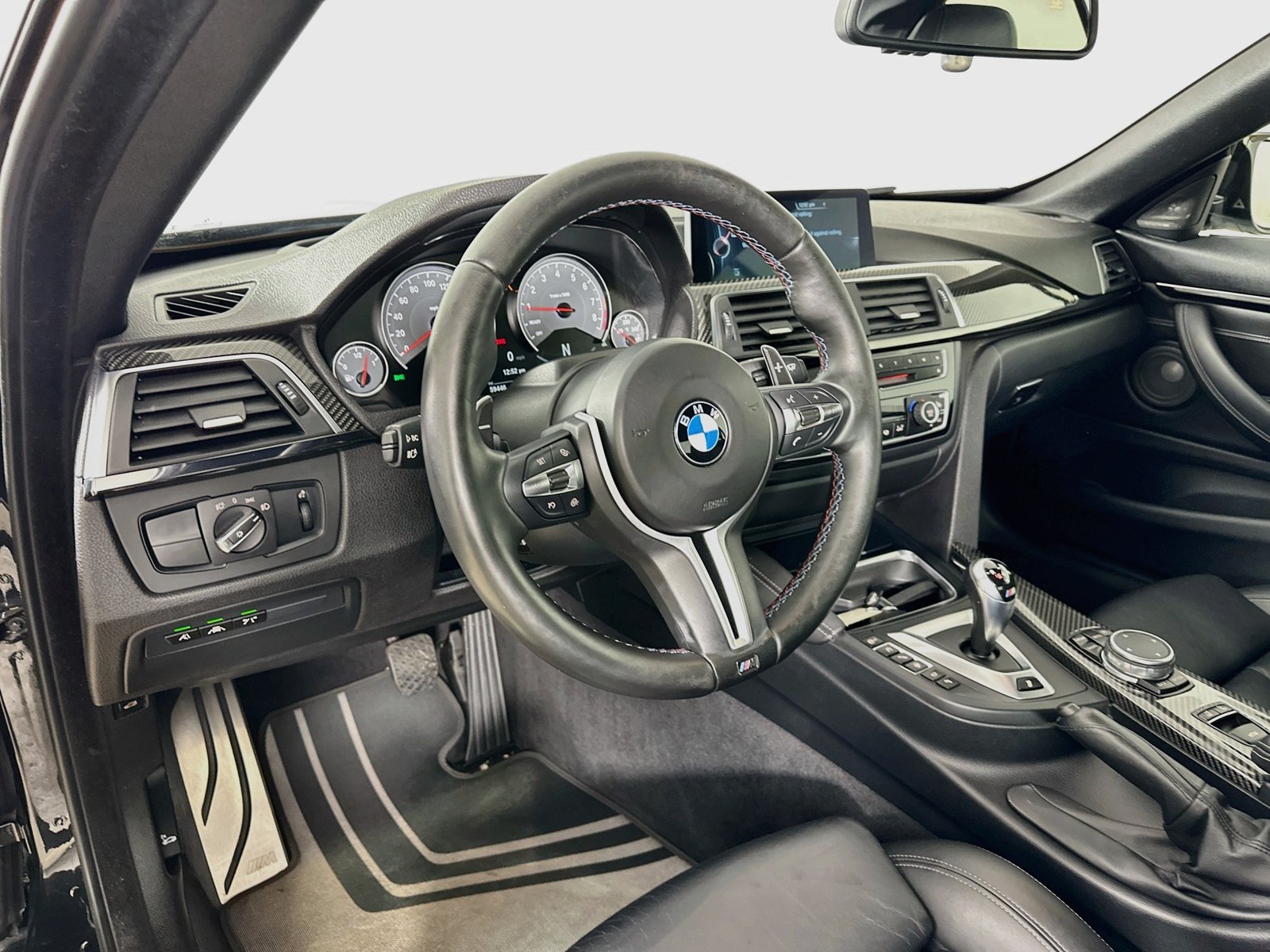 Used 2016 BMW M4 Convertible RWD image 31