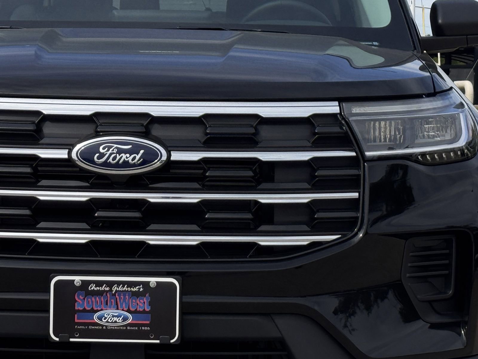 New 2026 Ford Explorer Active image 7