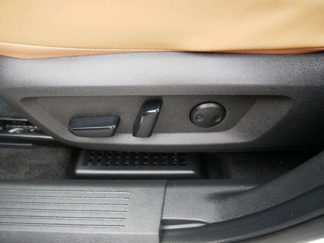 Certified 2023 Nissan Rogue Platinum AWD/4WD image 16