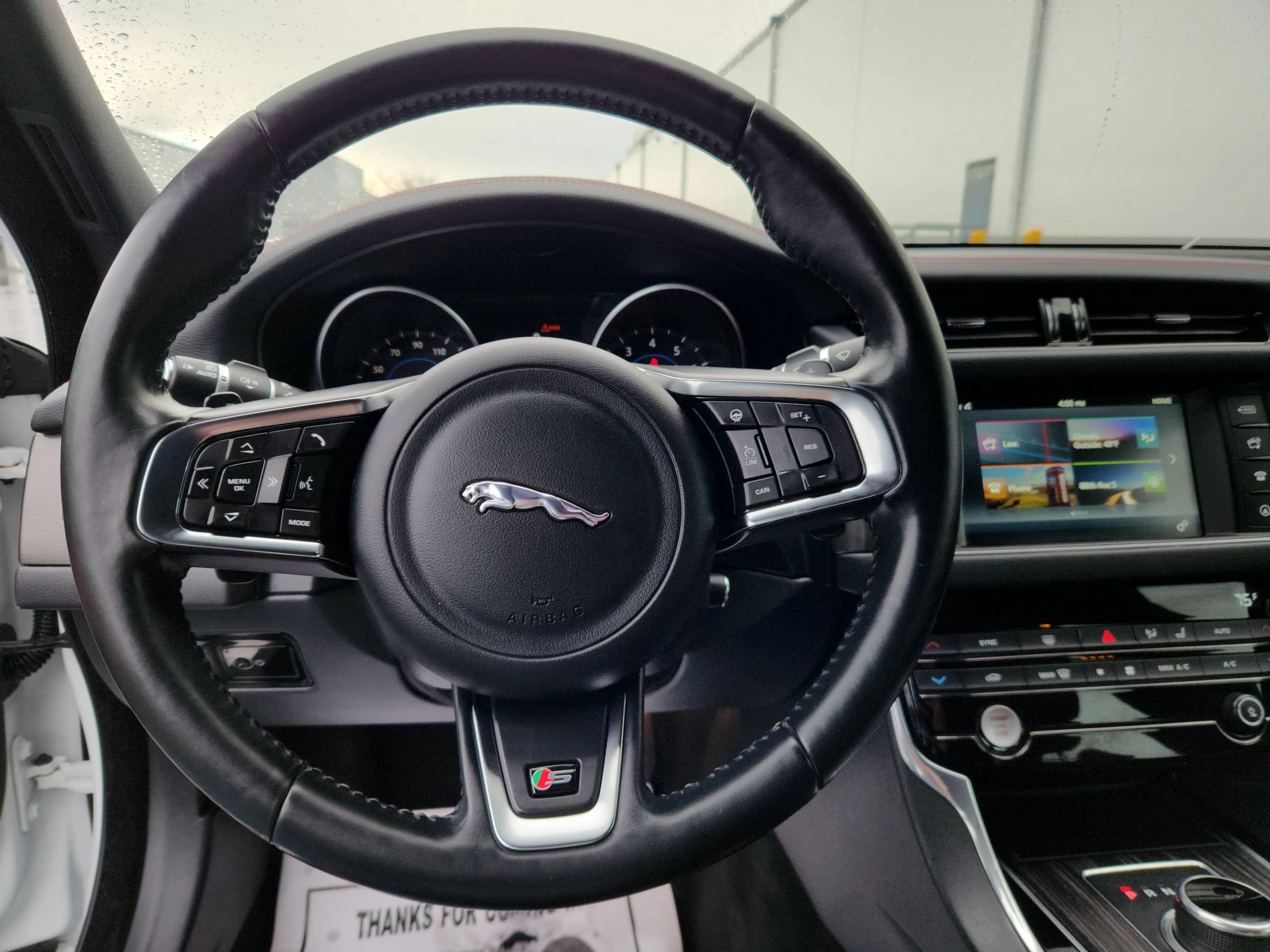 Used 2017 Jaguar XF S RWD image 9