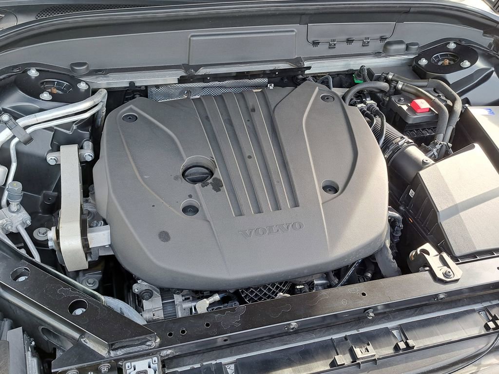 Used 2023 Volvo XC60 B5 Ultimate w/ Climate Package image 31