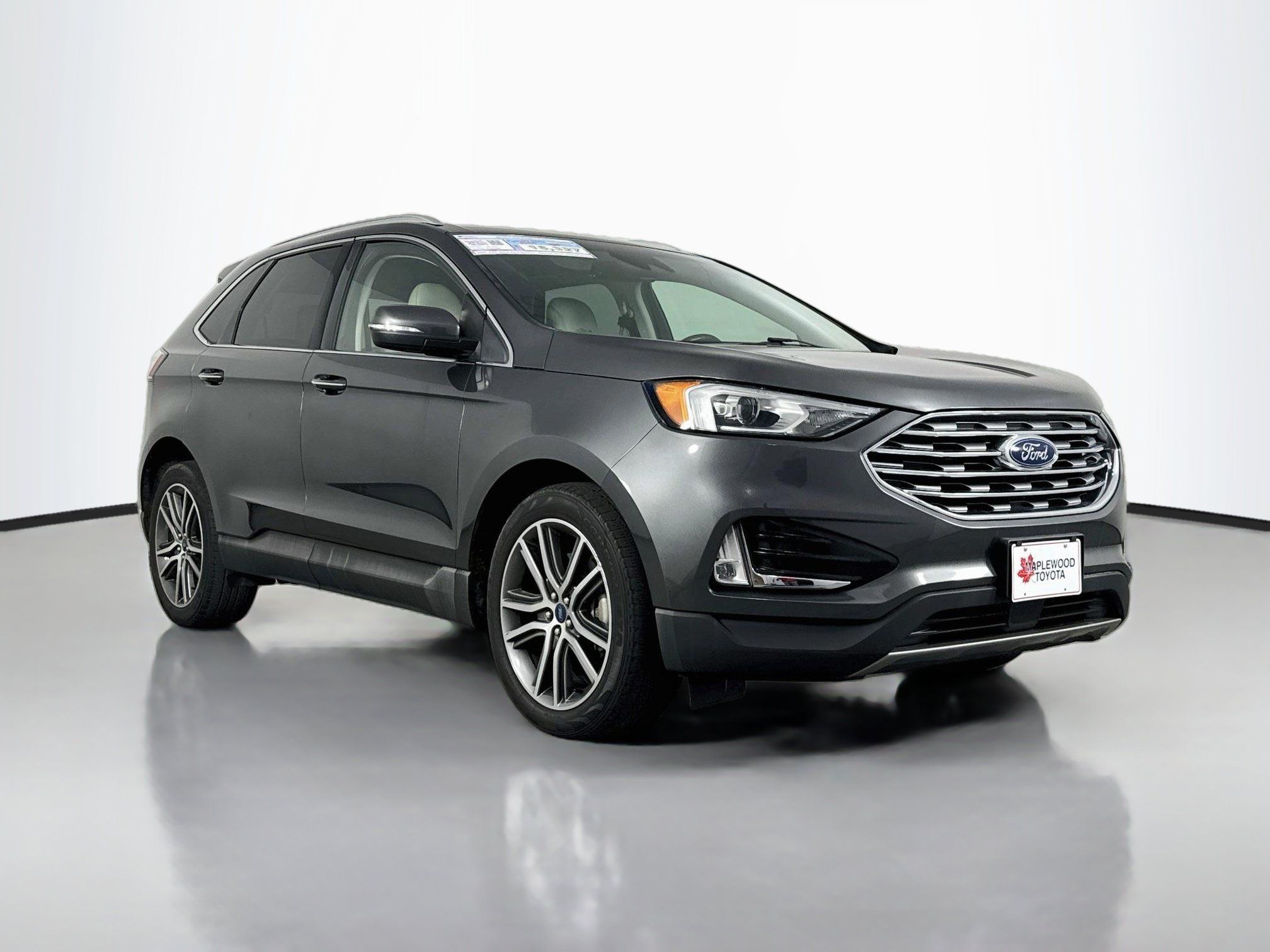 Used 2019 Ford Edge Titanium w/ Cold Weather Package AWD/4WD image 1