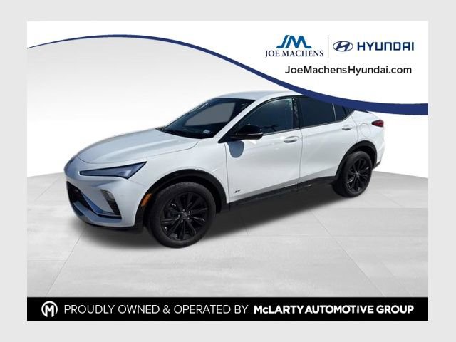 Used 2025 Buick Envista Sport Touring w/ Convenience I Package image 1