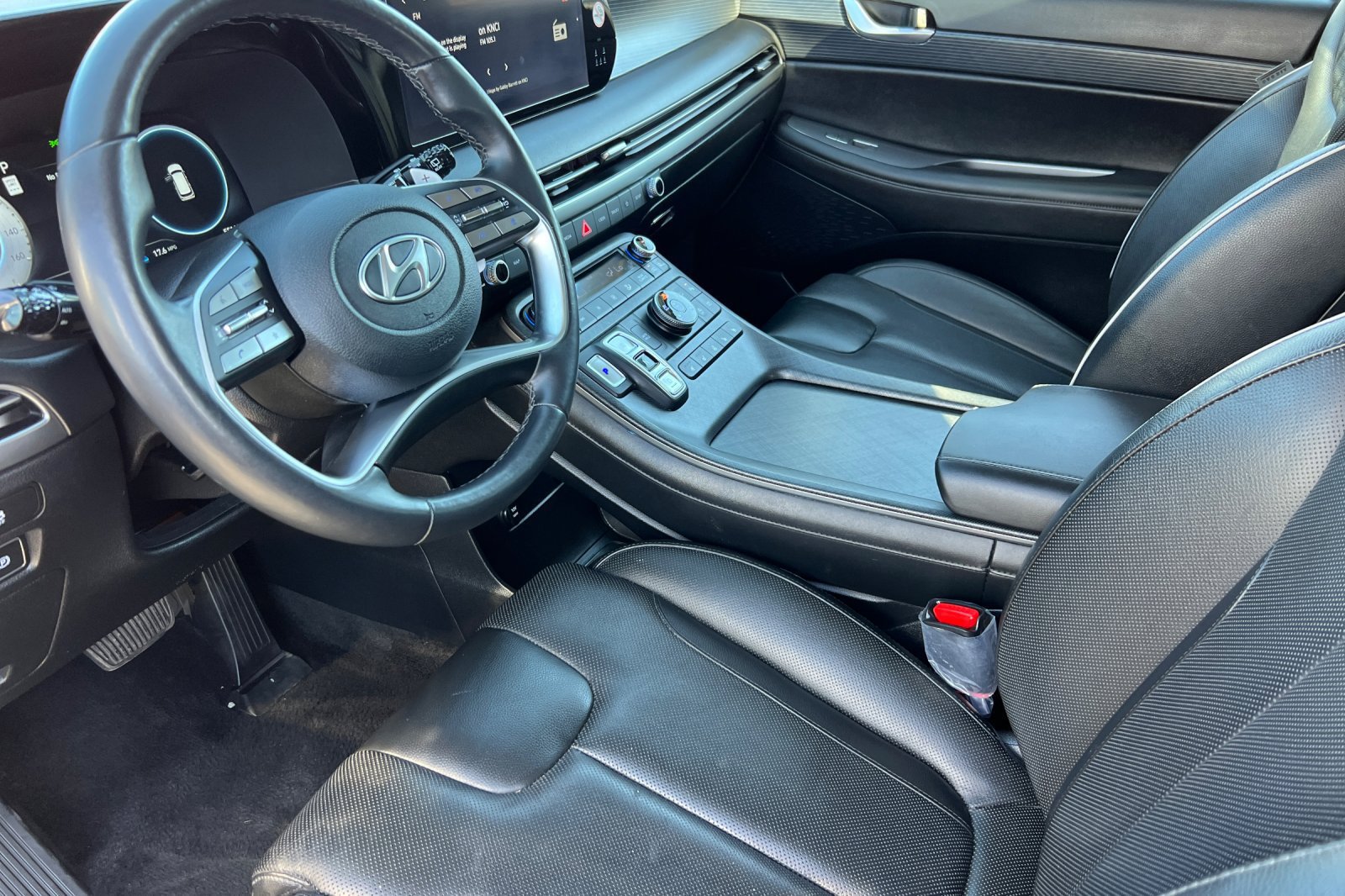 Used 2024 Hyundai Palisade Limited AWD/4WD image 10