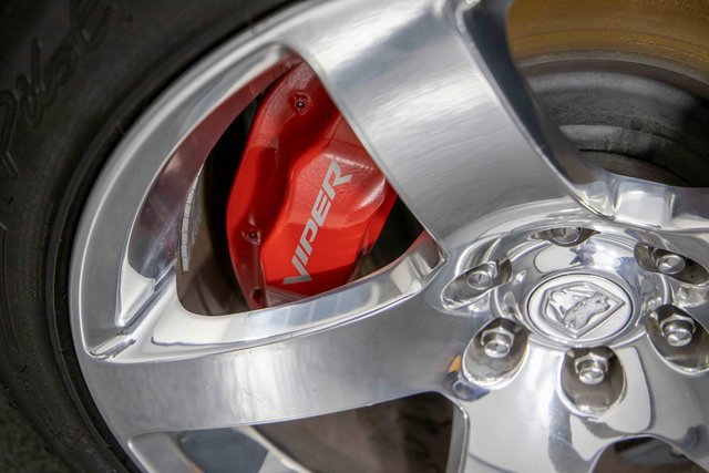 Used 2006 Dodge Viper SRT-10 w/ VOI9 Edition image 31