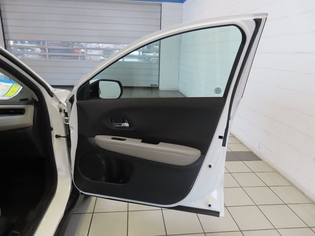 Used 2022 Honda HR-V LX image 24