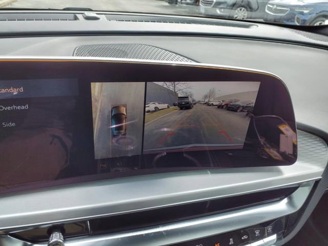 New 2025 Cadillac Lyriq Luxury image 31