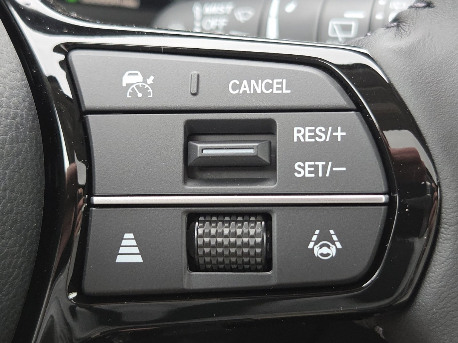 New 2026 Honda CR-V EX-L image 9