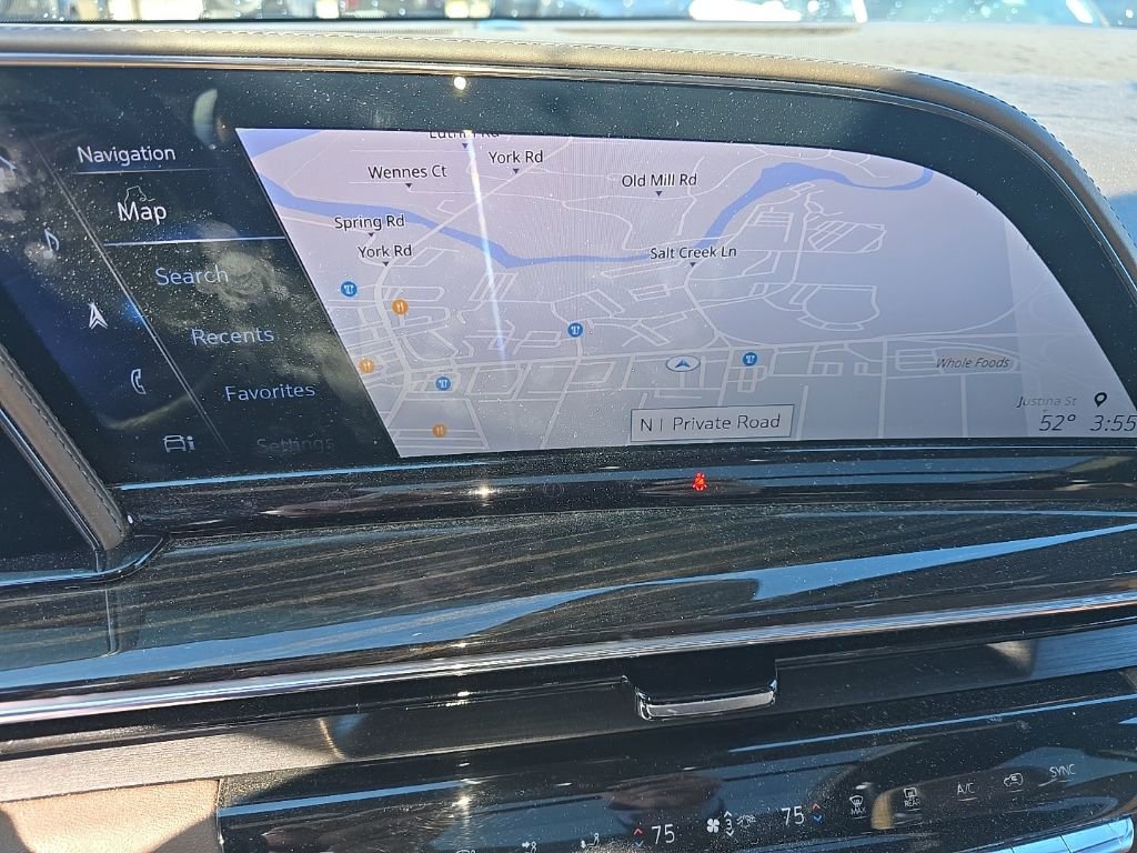 Used 2021 Cadillac Escalade Premium Luxury image 9