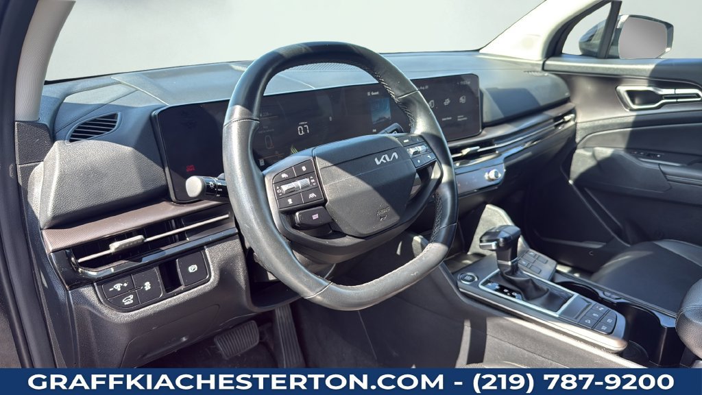 Used 2026 Kia Sportage EX FWD image 37