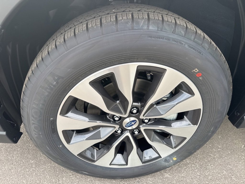 New 2025 Subaru Outback Touring XT image 36