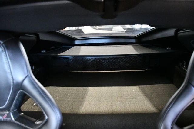 Used 2015 Chevrolet Corvette Z06 w/ Z07 Performance Package image 32