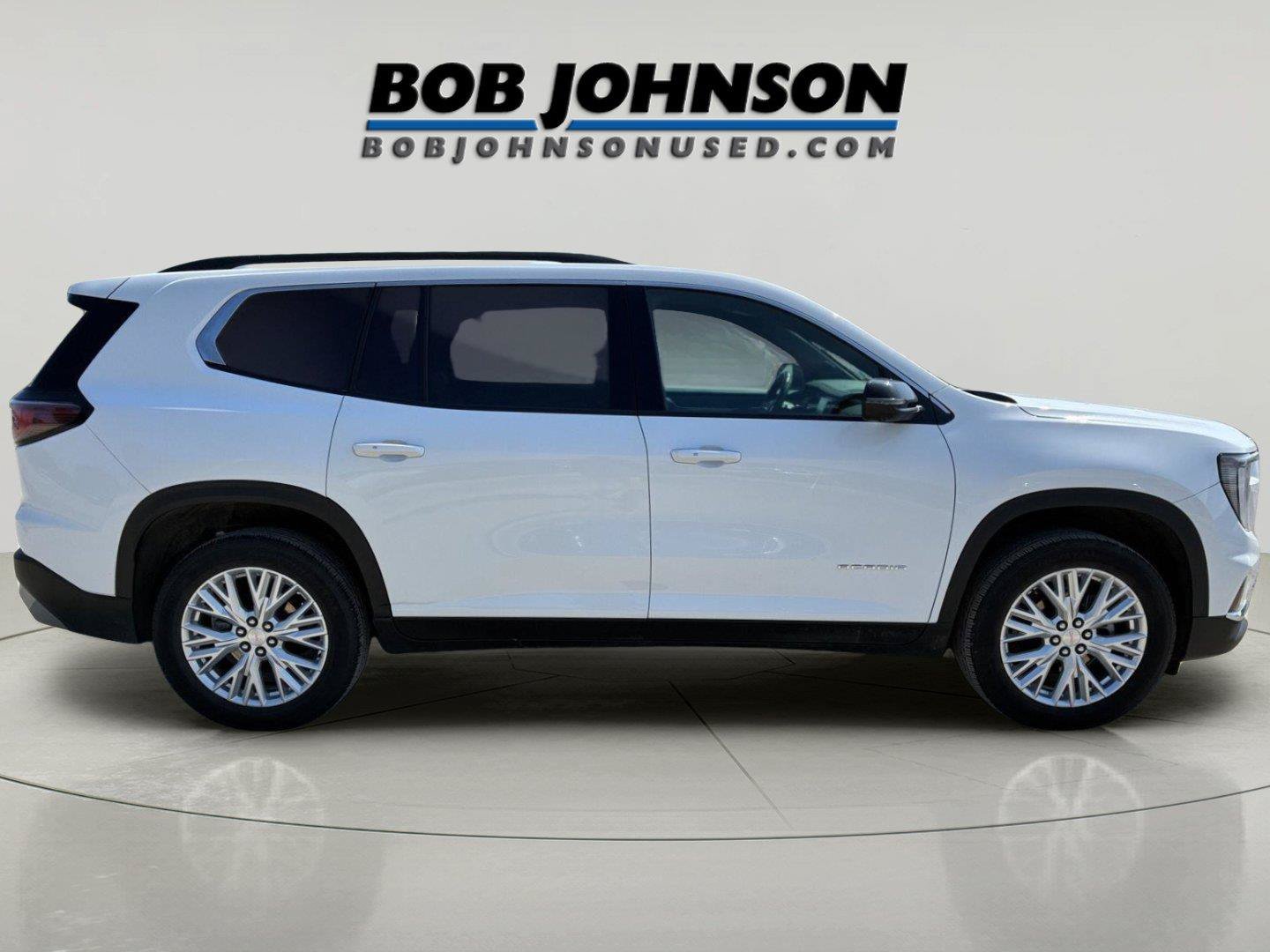Used 2025 GMC Acadia Elevation w/ Elevation Premium Package AWD/4WD image 8