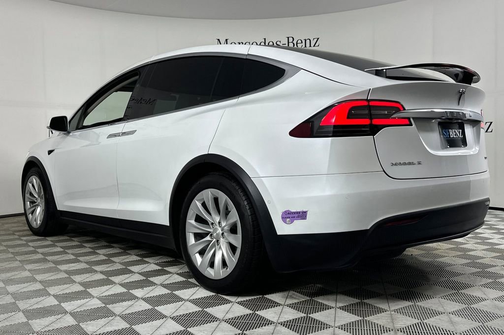 Used 2019 Tesla Model X Long Range image 6