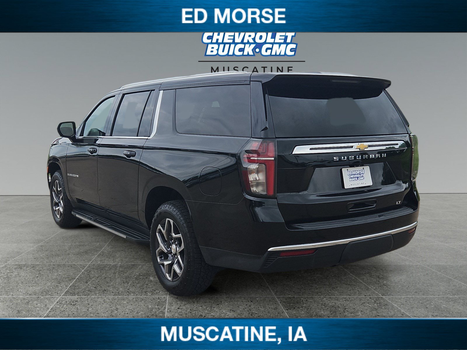 Certified 2024 Chevrolet Suburban LT AWD/4WD image 3