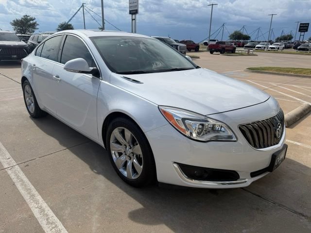 Used 2016 Buick Regal Premium FWD image 1