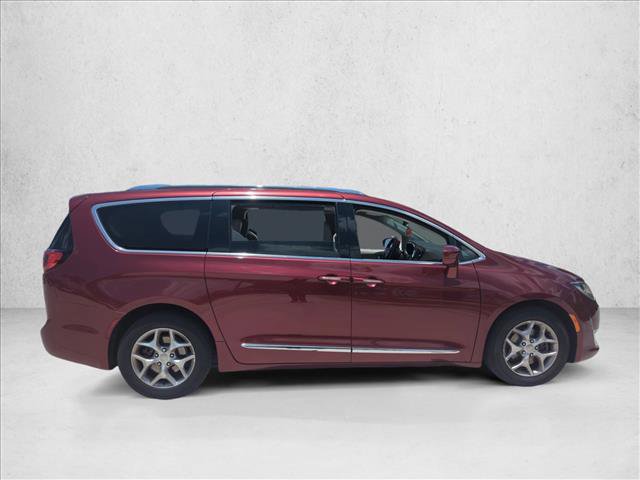Used 2017 Chrysler Pacifica Touring-L Plus w/ Tire & Wheel Group image 15