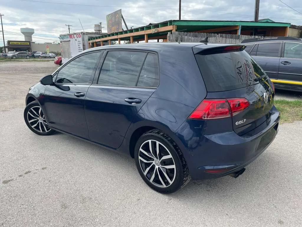 Used 2015 Volkswagen Golf S FWD image 3