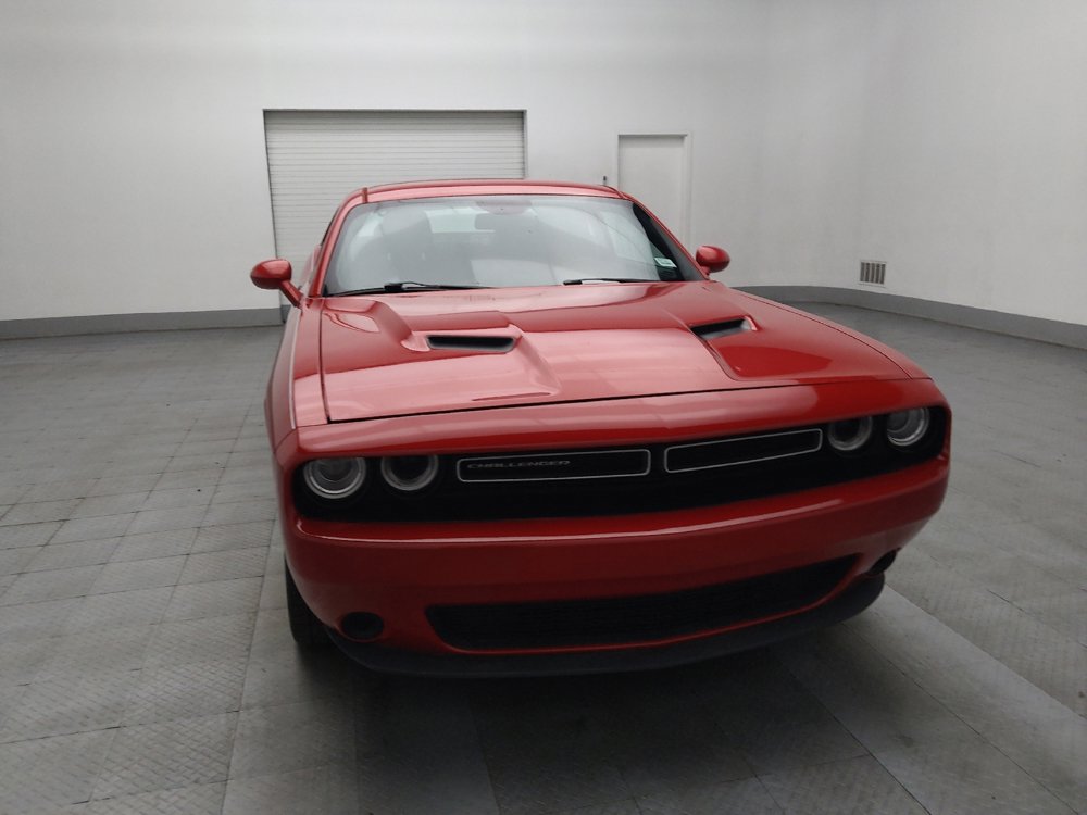 Used 2017 Dodge Challenger SXT image 14
