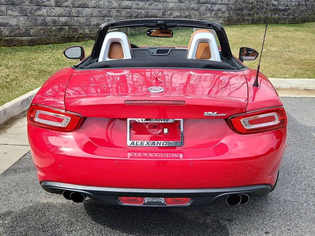 Used 2018 FIAT 124 Spider Lusso w/ Convenience Group image 6