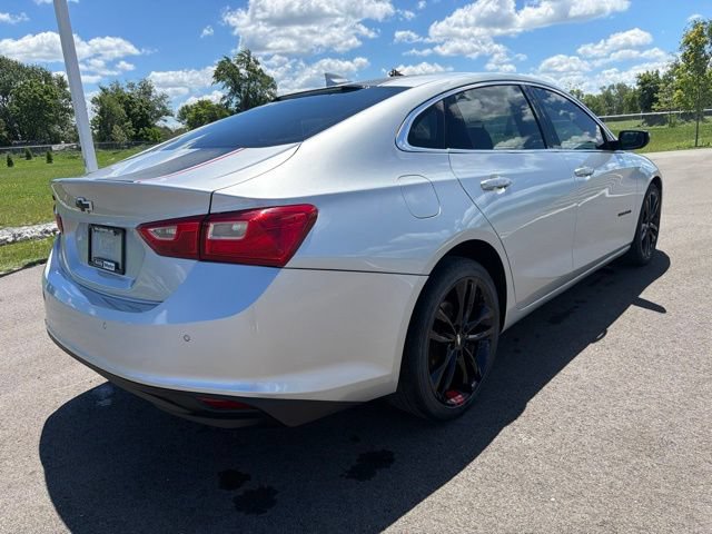 Used 2018 Chevrolet Malibu LT w/ Leather Package FWD image 7