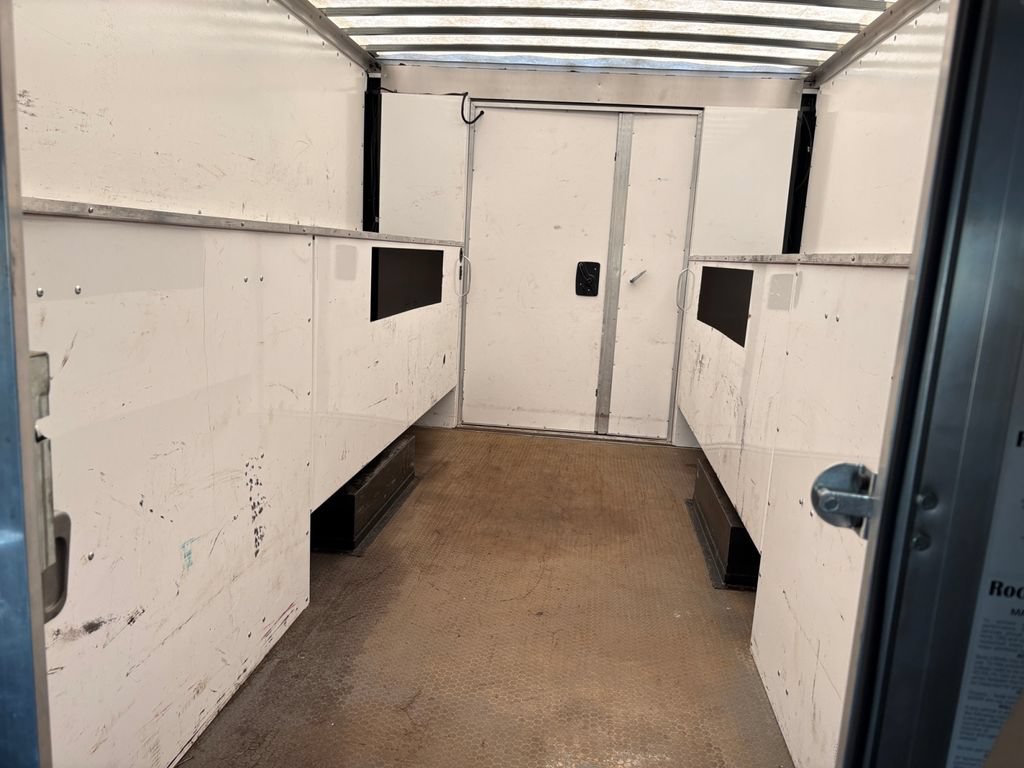 Used 2022 Chevrolet Express 3500 w/ Power Convenience Package RWD image 13