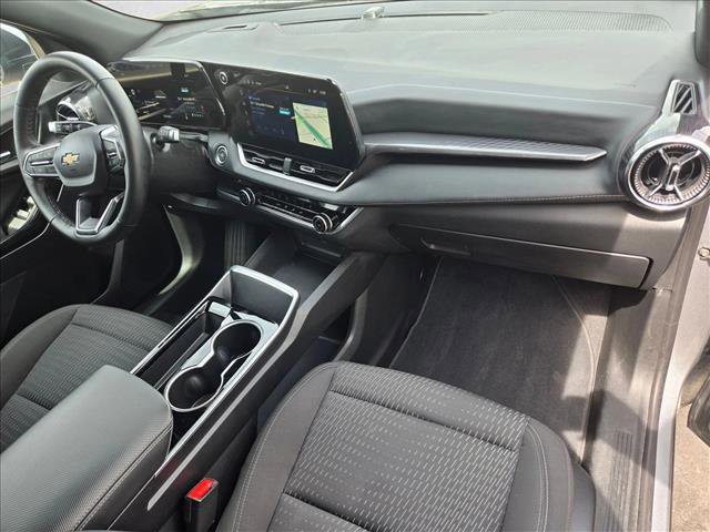 Used 2025 Chevrolet Equinox LT AWD/4WD image 21