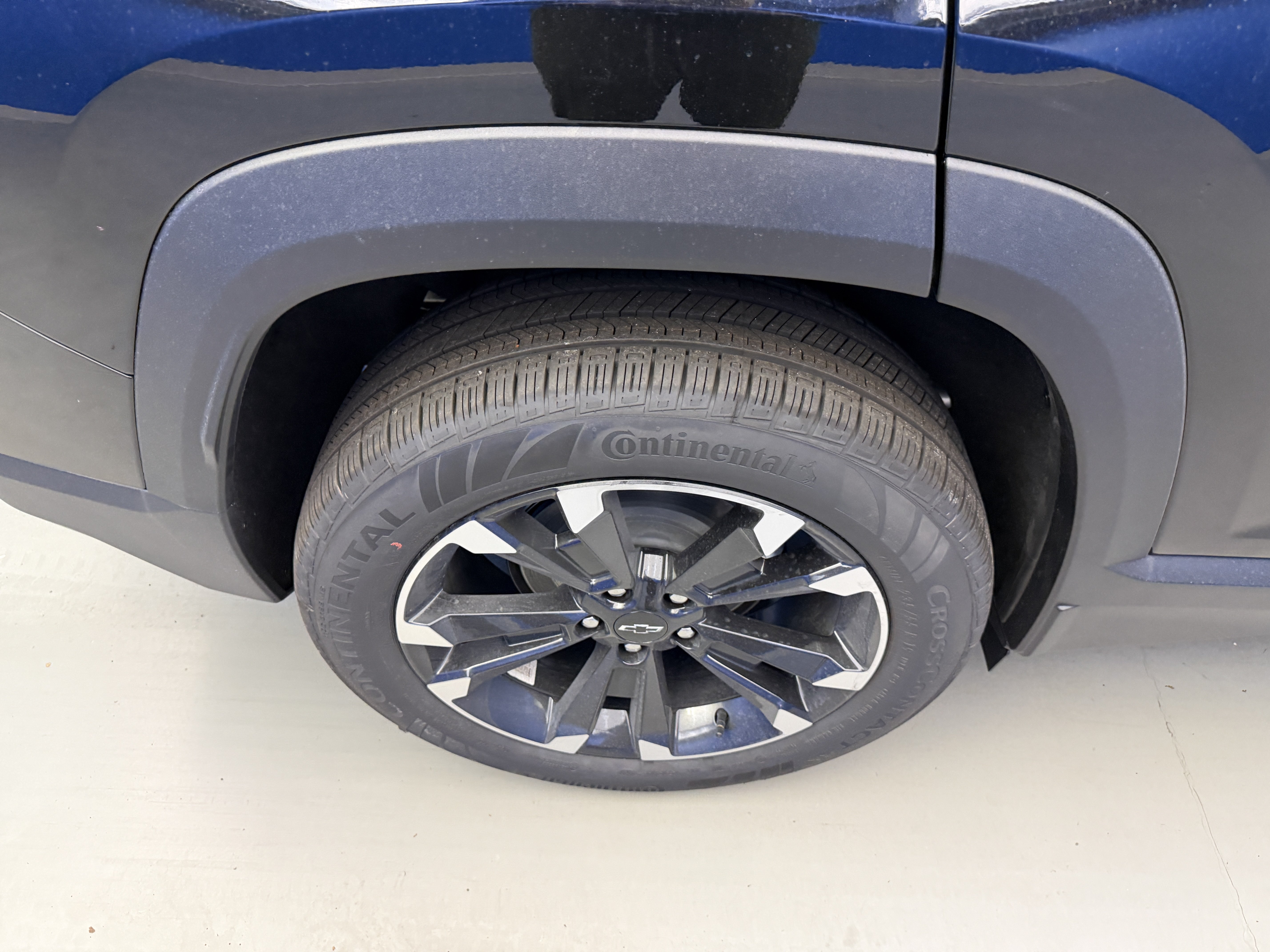 New 2027 Chevrolet Equinox RS w/ Safety and Technology Package AWD/4WD image 8
