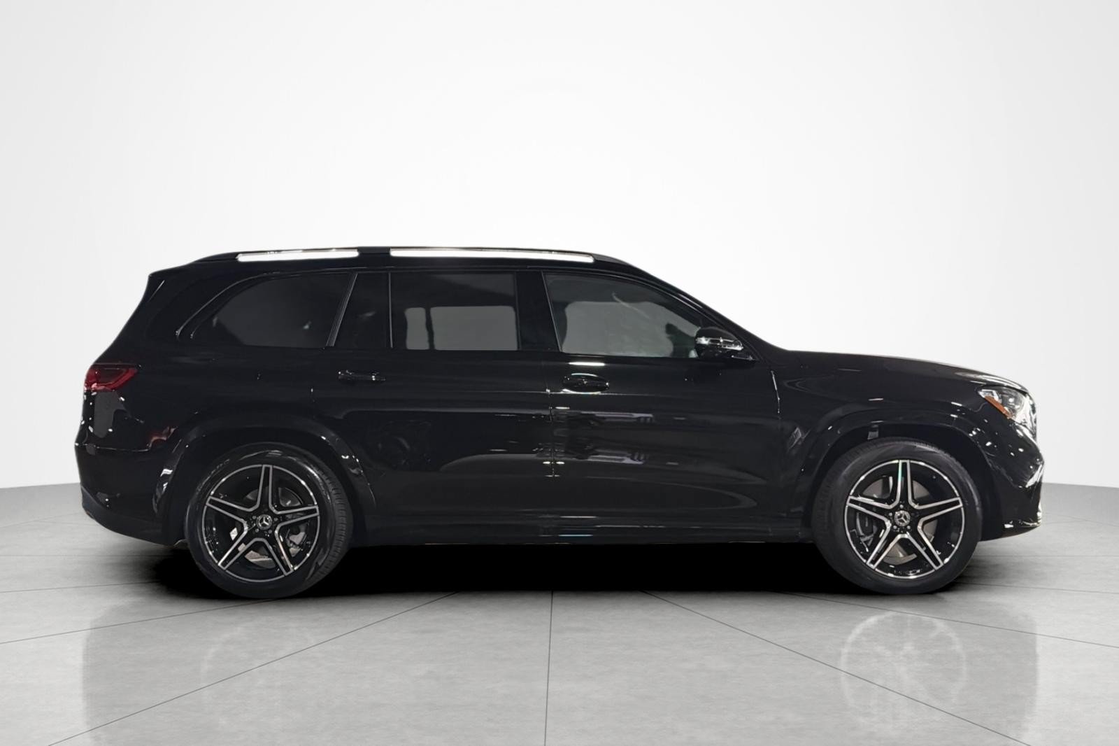 New 2027 Mercedes-Benz GLS 450 4MATIC image 6