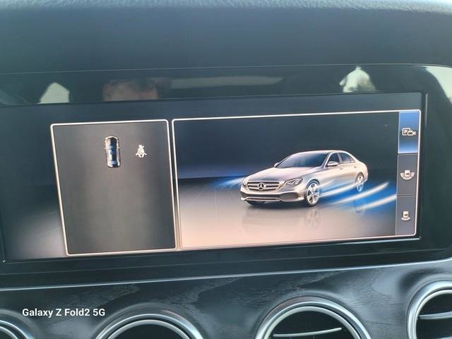Used 2018 Mercedes-Benz E 300 4MATIC image 28