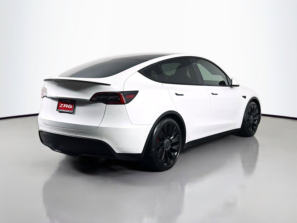 Used 2021 Tesla Model Y Performance image 5