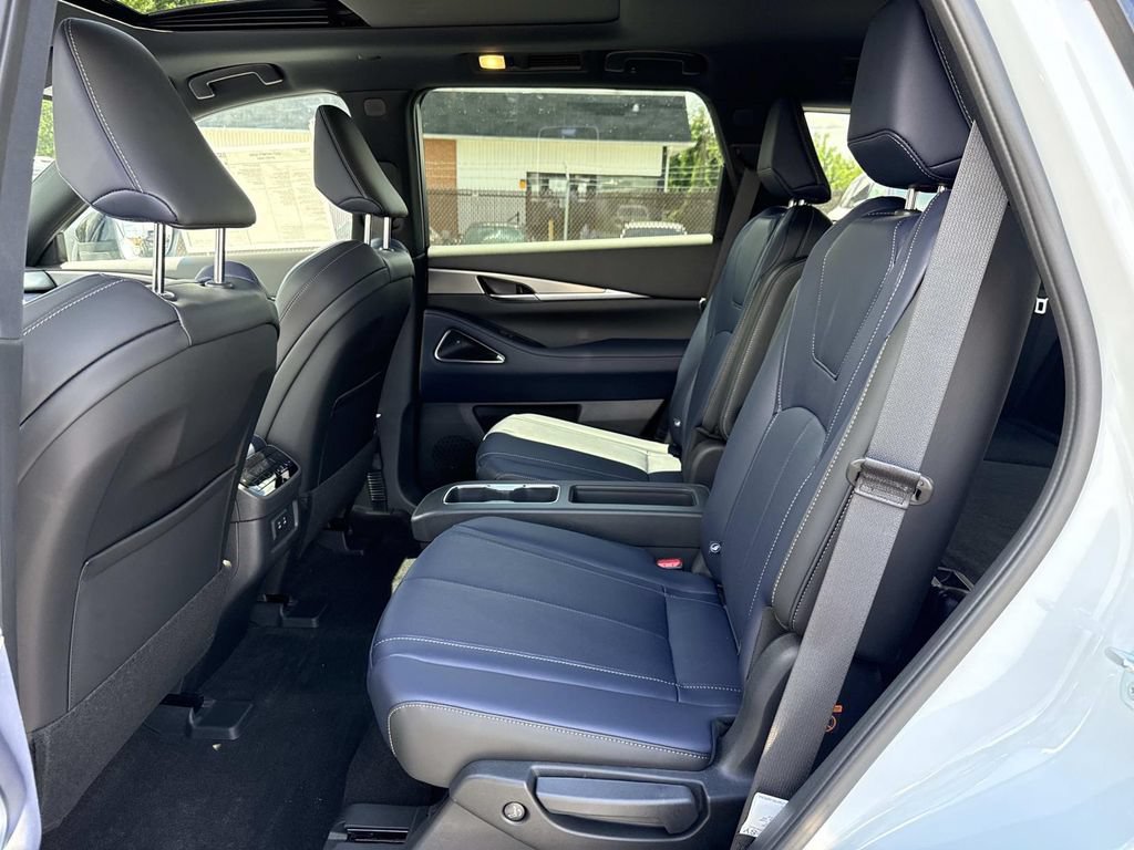 New 2027 INFINITI QX60 Sport AWD/4WD image 17