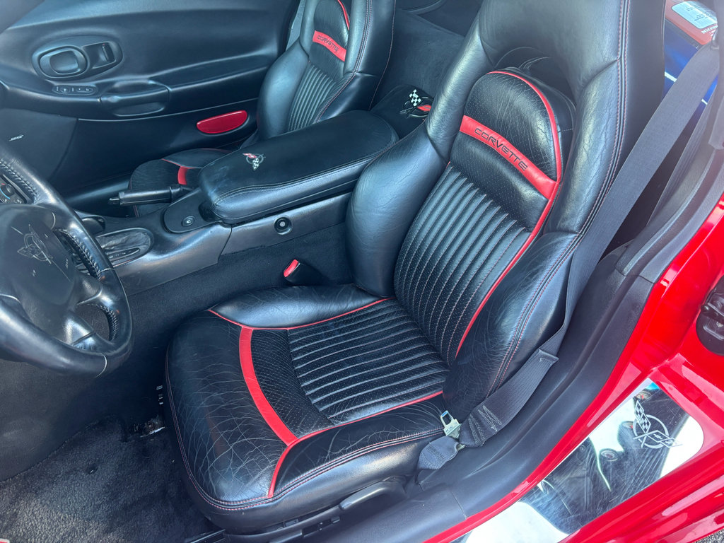 Used 1997 Chevrolet Corvette Coupe RWD image 26