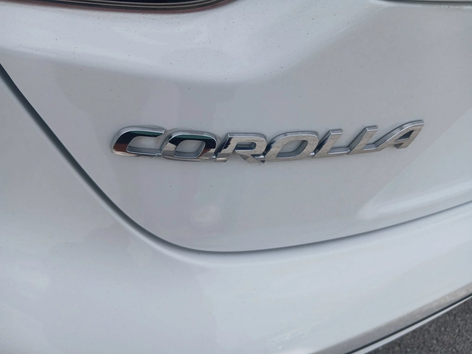 Used 2020 Toyota Corolla LE FWD image 27