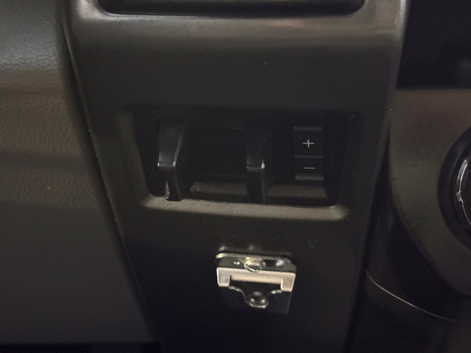 Used 2019 Ford F250 XLT w/ XLT Value Package AWD/4WD image 23