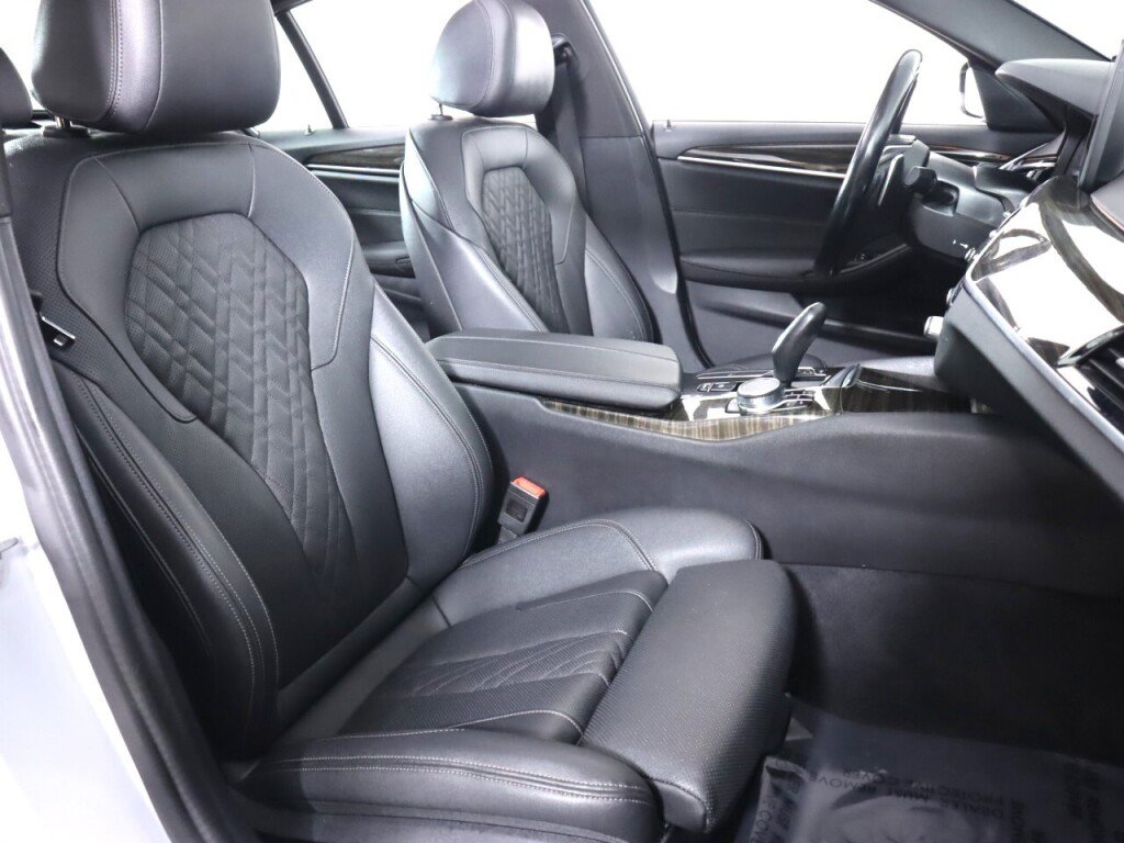 Used 2021 BMW 530i xDrive w/ Convenience Package AWD/4WD image 45