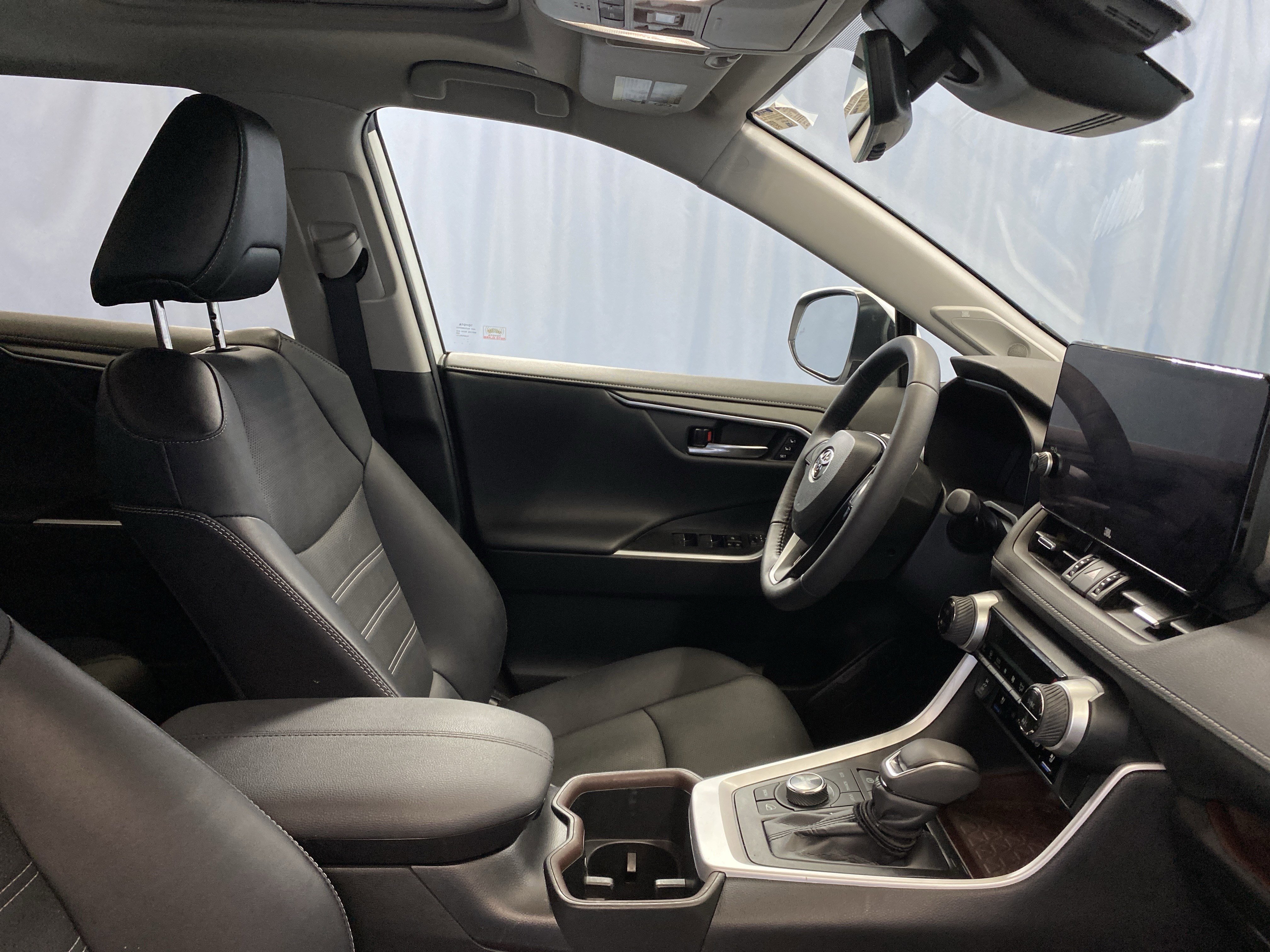 Used 2023 Toyota RAV4 Limited w/ Limited Grade Weather Package image 41