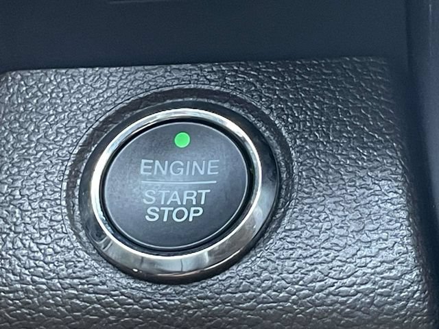 Certified 2022 Ford F250 King Ranch w/ King Ranch Ultimate Package AWD/4WD image 19