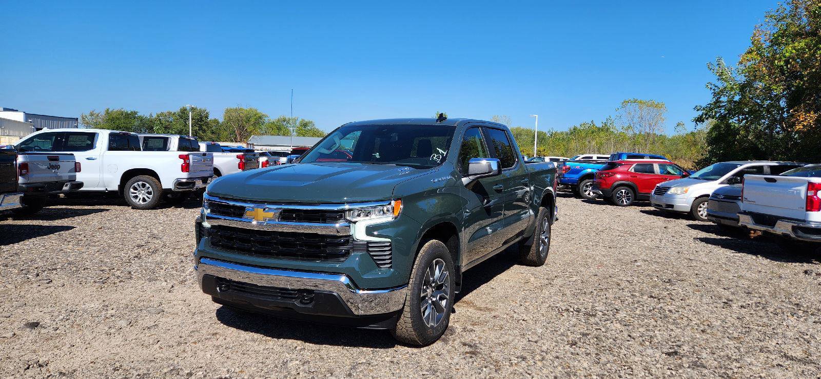 New 2026 Chevrolet Silverado 1500 LT video 1